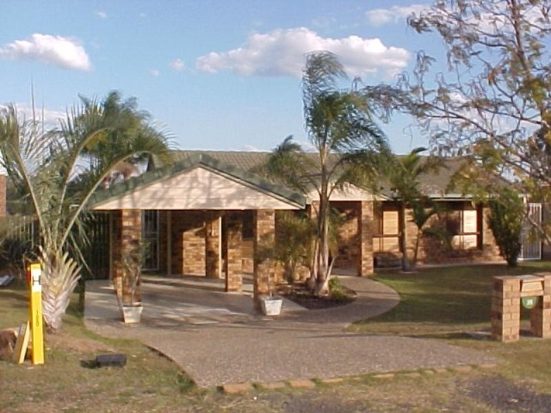 38 Peacock st, One Mile QLD 4305