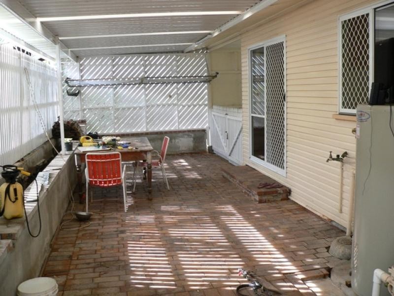 12 Ladley Street, Coalfalls QLD 4305
