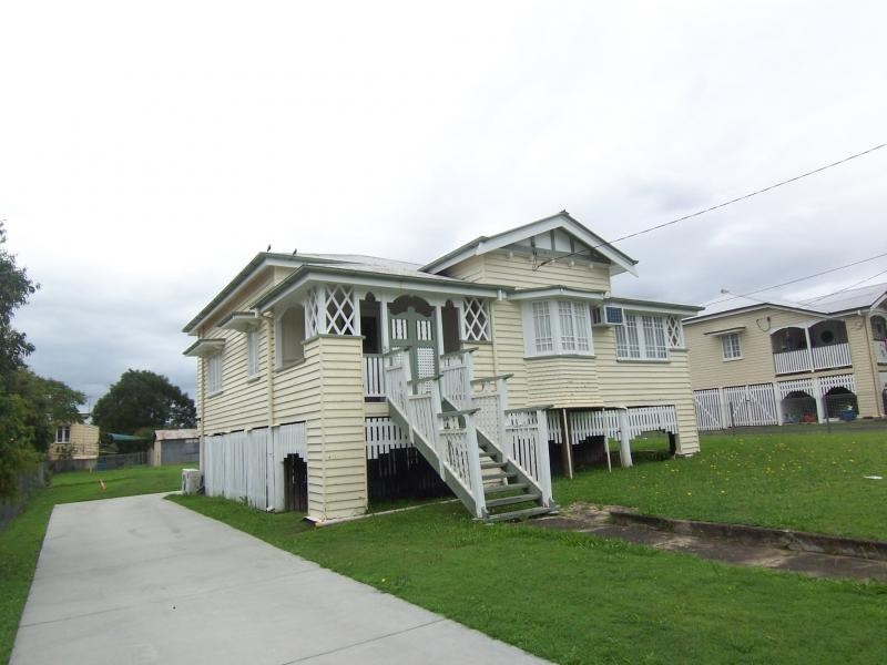 28 Clifton Street, Booval QLD 4304