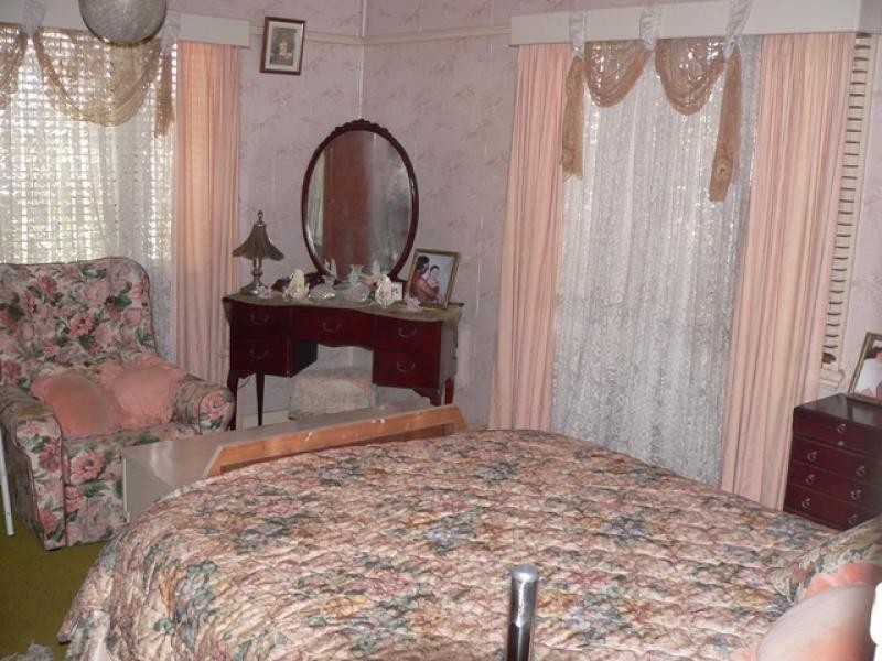 13 Walkers Lane, Booval QLD 4304