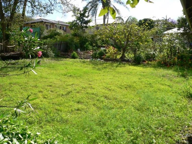 13 Walkers Lane, Booval QLD 4304