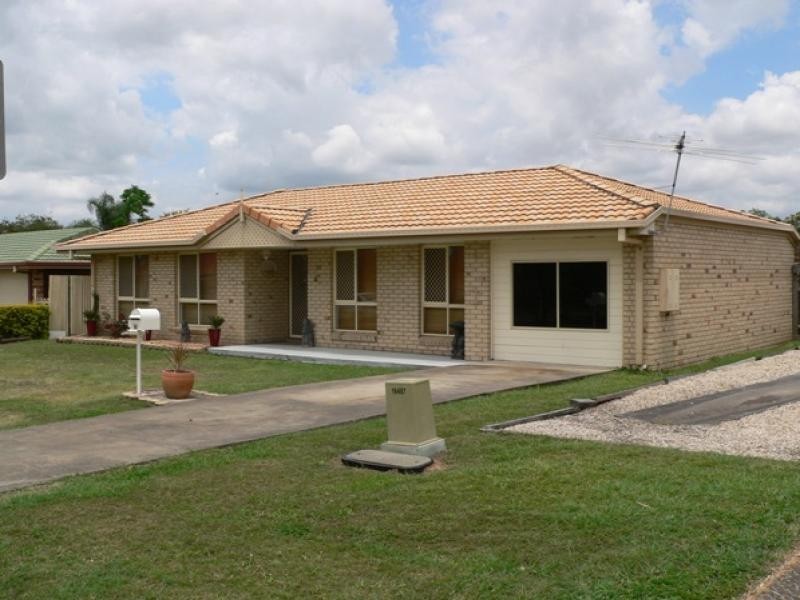 22 Bernadette Crs, Rosewood QLD 4340