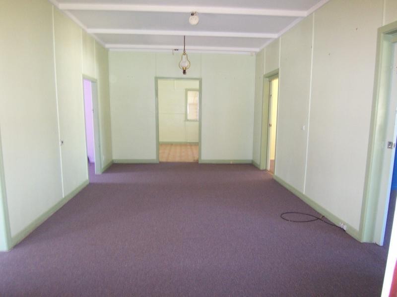 44 Vineyard St, One Mile QLD 4305