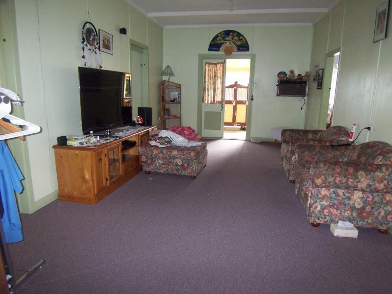 44 Vineyard St, One Mile QLD 4305