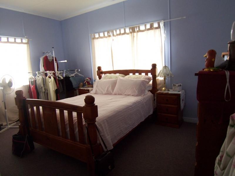 44 Vineyard St, One Mile QLD 4305