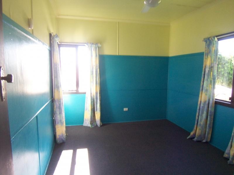19 Idolwood Street, Eastern Heights QLD 4305