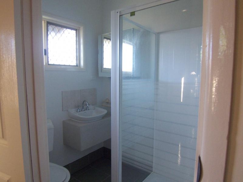 7 Molloy Street, Silkstone QLD 4304