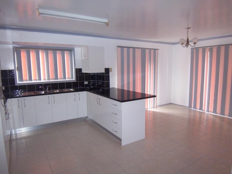 33 Bishop Street, Wulkuraka QLD 4305