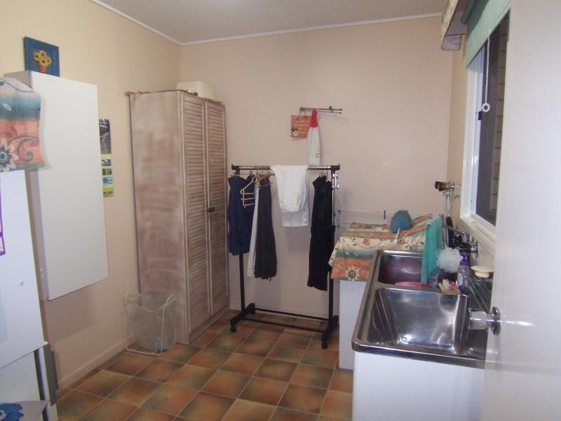 28 Warrawong St, Eastern Heights QLD 4305
