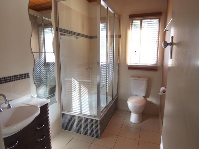 9 Hefferan St, North Ipswich QLD 4305