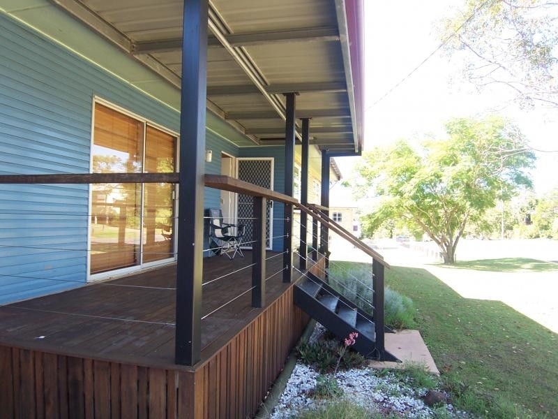 9 Hefferan St, North Ipswich QLD 4305