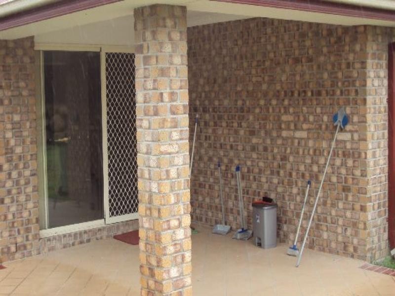 113 Collins St, Collingwood Park QLD 4301