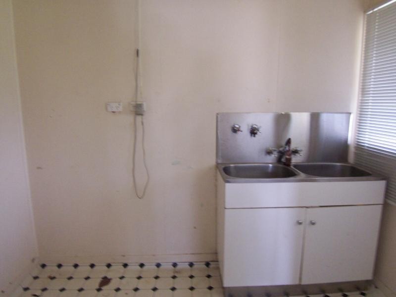 1 Hampton Court, One Mile QLD 4305