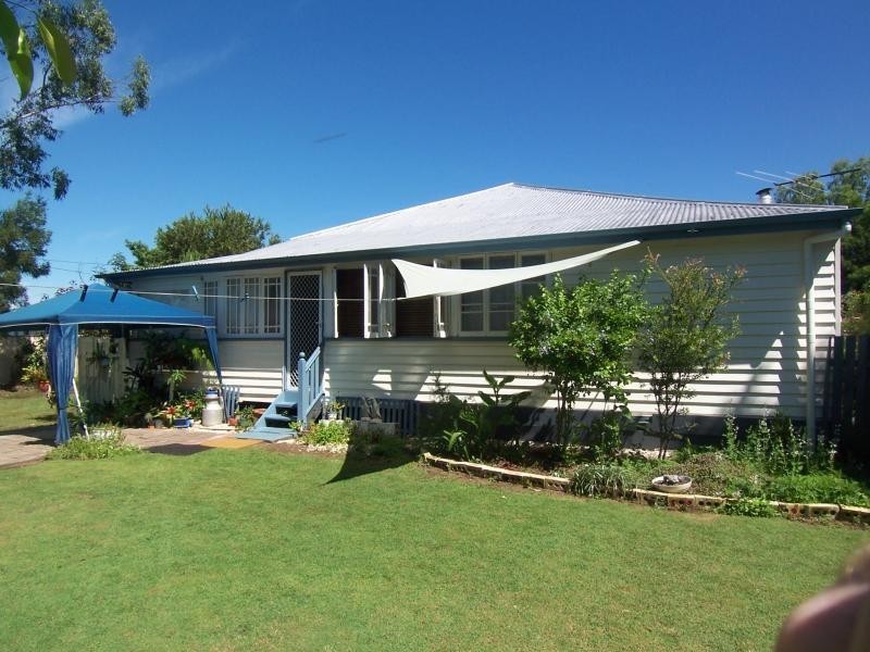 18 Nielson Rd, Rosewood QLD 4340