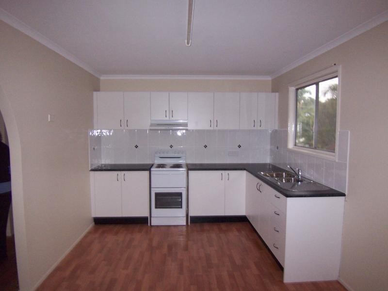 2 Robinson Street, Brassall QLD 4305