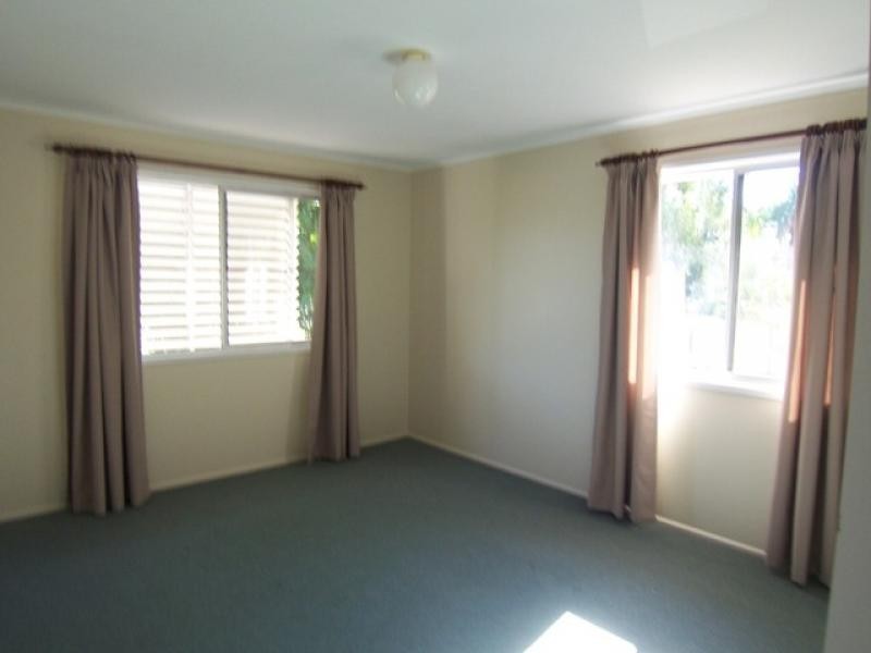 29 Ross Street, Brassall QLD 4305