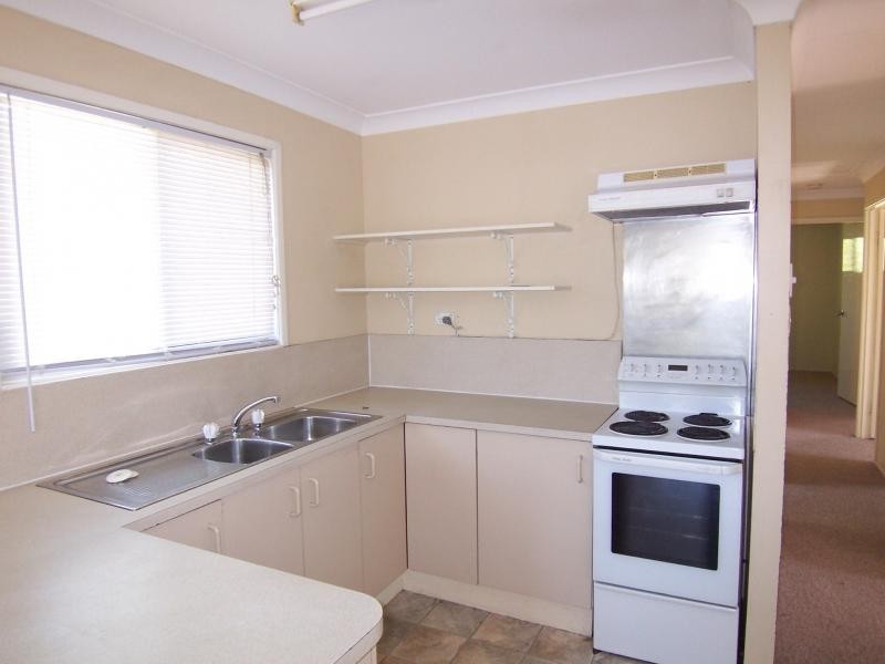 45 Railway Street, Booval QLD 4304