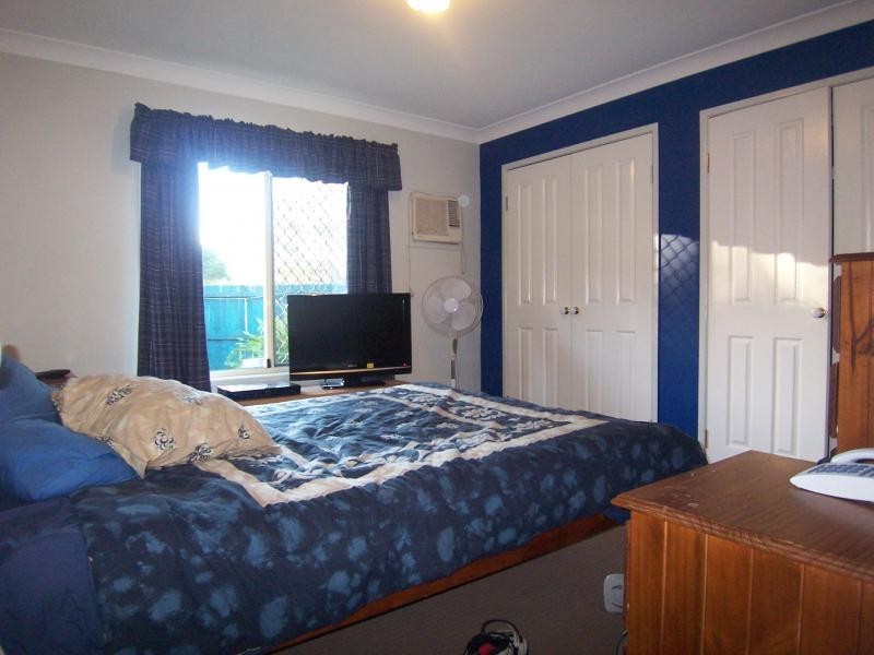 6 Flametree Close, Flinders View QLD 4305