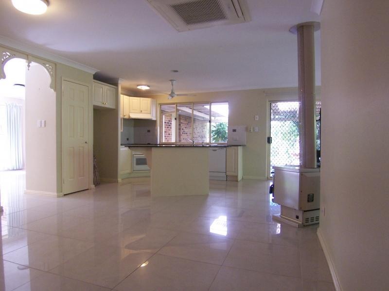 10 Horton Drive, Chuwar QLD 4306