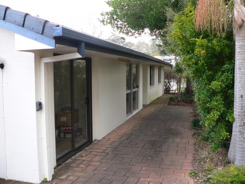 9 Shanahan Pde, Redbank Plains QLD 4301