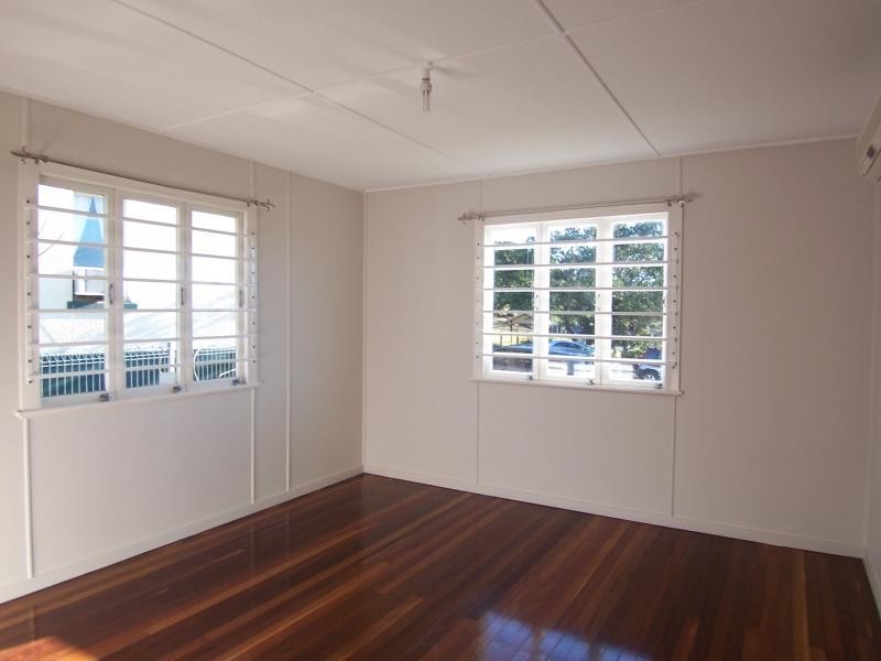 32 Waghorn Street, Ipswich QLD 4305