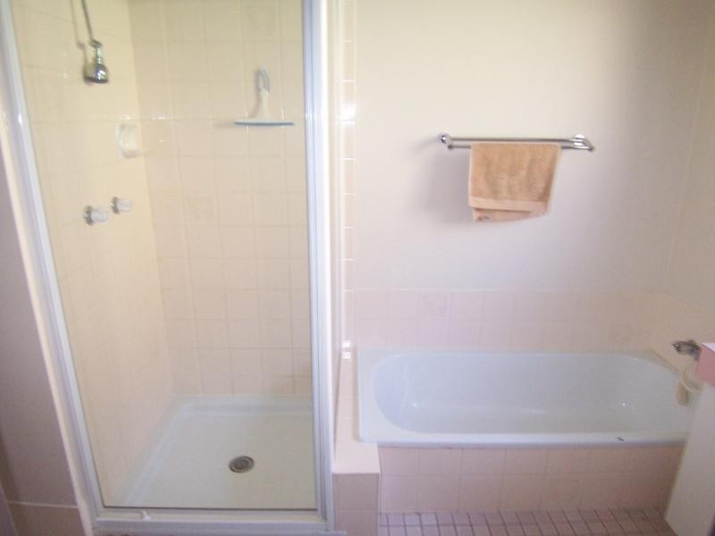 20 Naomai Street, Bundamba QLD 4304