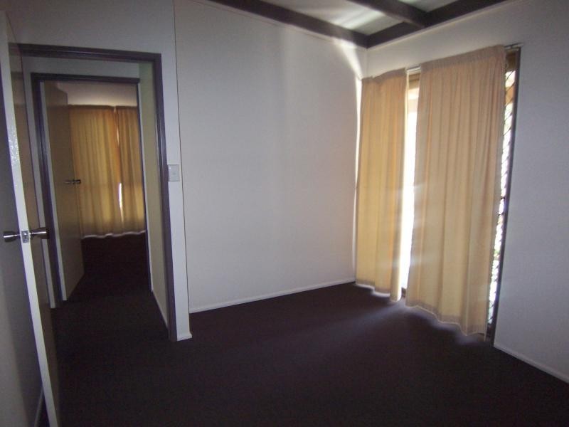 20 Naomai Street, Bundamba QLD 4304