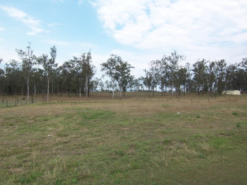 27 McHale Way, Willowbank QLD 4306