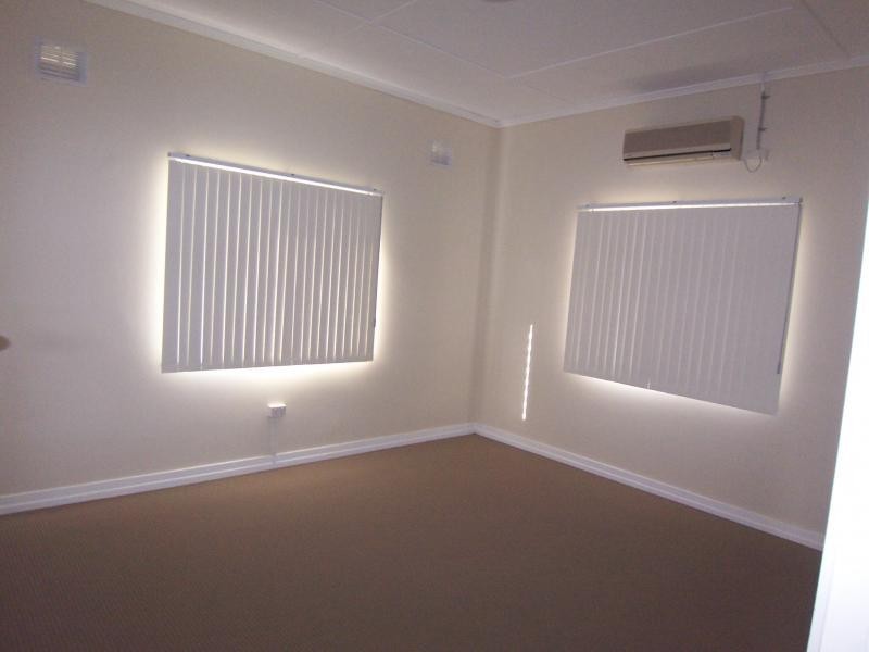 27 Bridge Street, North Booval QLD 4304