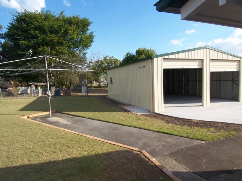 27 Bridge Street, North Booval QLD 4304