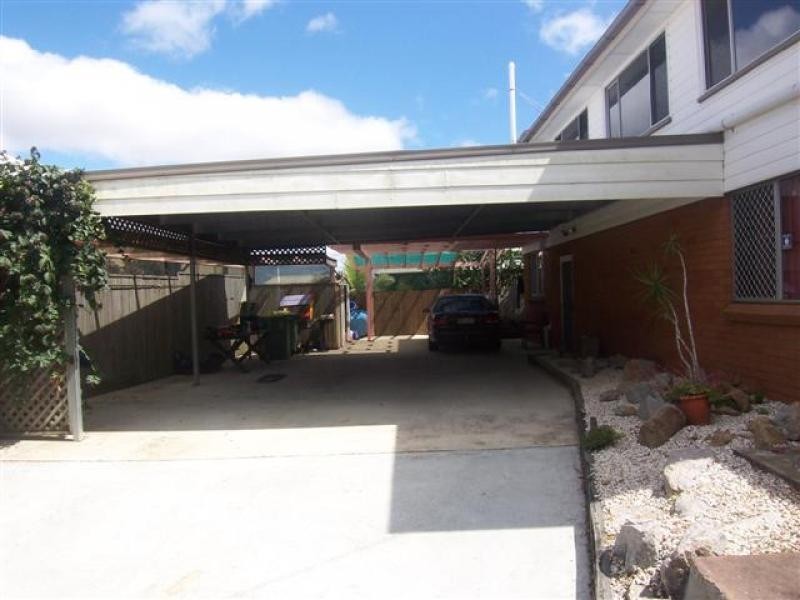 2 Deebing Street, Ipswich QLD 4305