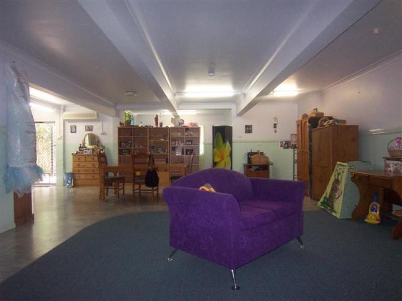 2 Deebing Street, Ipswich QLD 4305