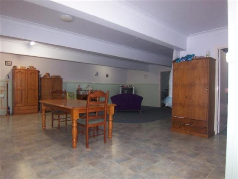 2 Deebing Street, Ipswich QLD 4305