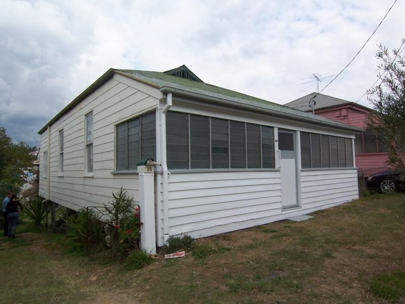 35 Martin Street, Ipswich QLD 4305