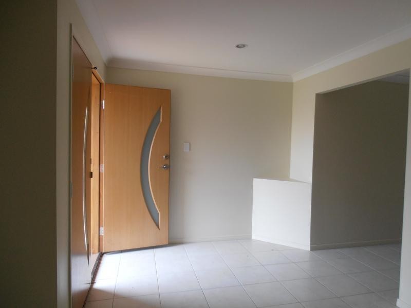 6 Alexandra Street, Brassall QLD 4305