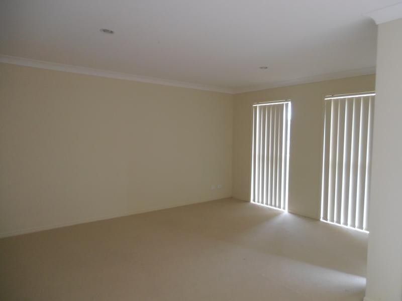 6 Alexandra Street, Brassall QLD 4305