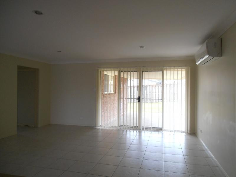 6 Alexandra Street, Brassall QLD 4305