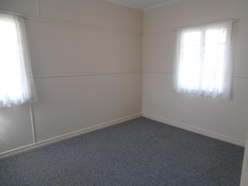1 and 2/2 Gilmore Street, Leichhardt QLD 4305