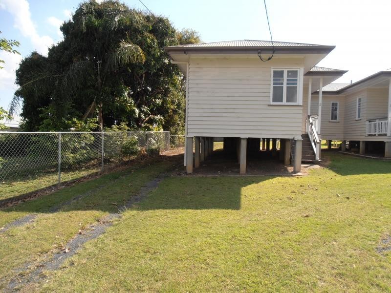 1 and 2/2 Gilmore Street, Leichhardt QLD 4305