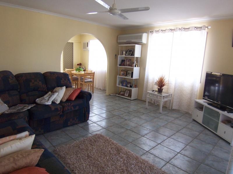 5 Chifley Crescent, Brassall QLD 4305