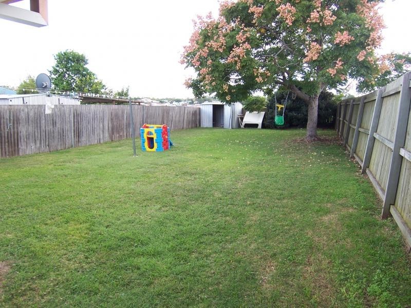 2/29 Cambridge Street, Silkstone QLD 4304