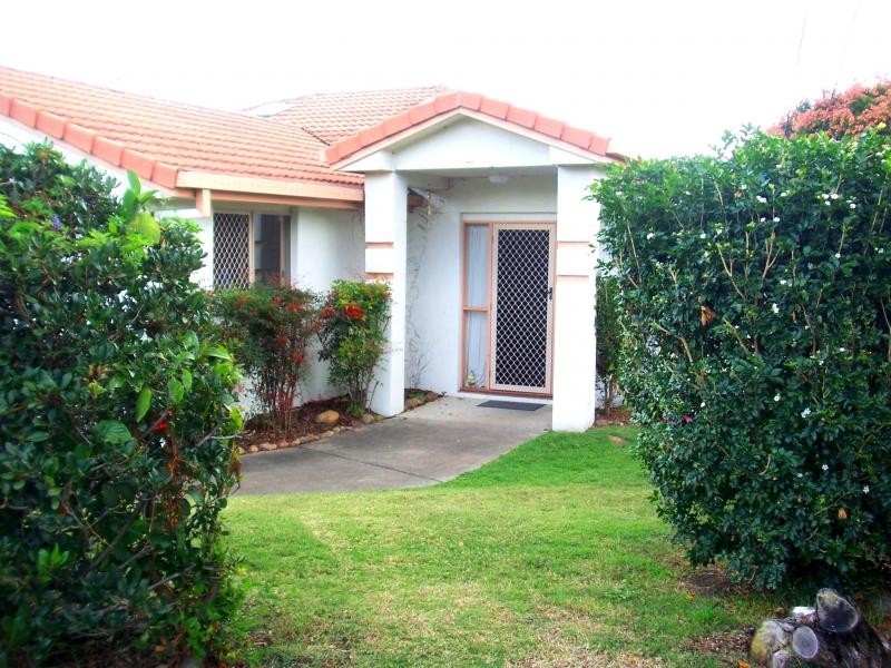 2/29 Cambridge Street, Silkstone QLD 4304