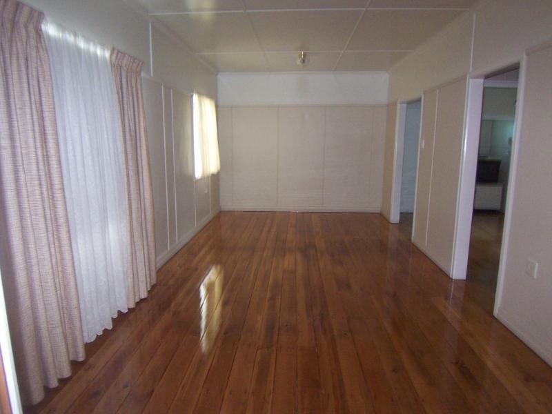 125 Pine Mountain Road, Brassall QLD 4305