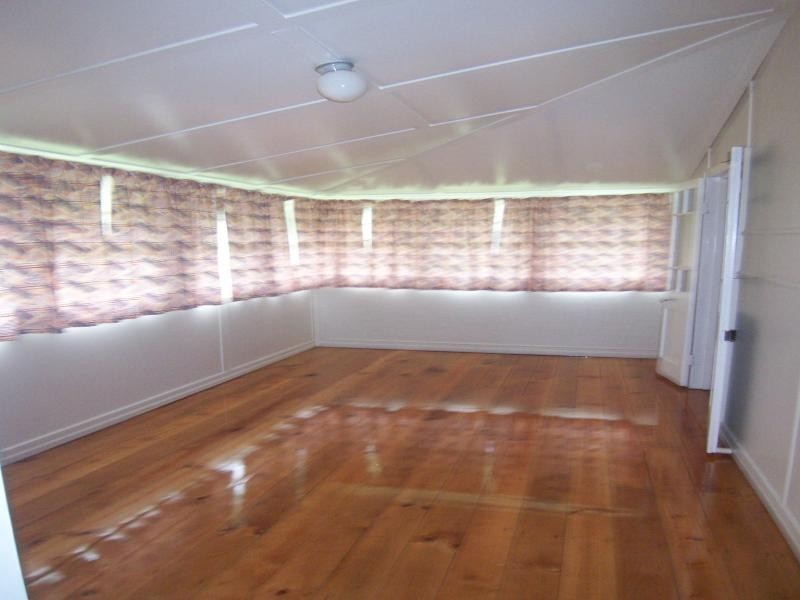 125 Pine Mountain Road, Brassall QLD 4305
