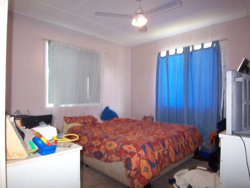 10 Parcell Street, Brassall QLD 4305