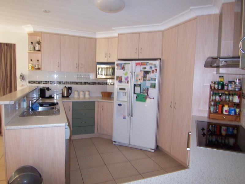 185 Edwards Street, Flinders View QLD 4305