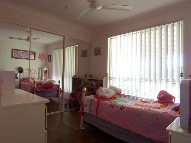 185 Edwards Street, Flinders View QLD 4305