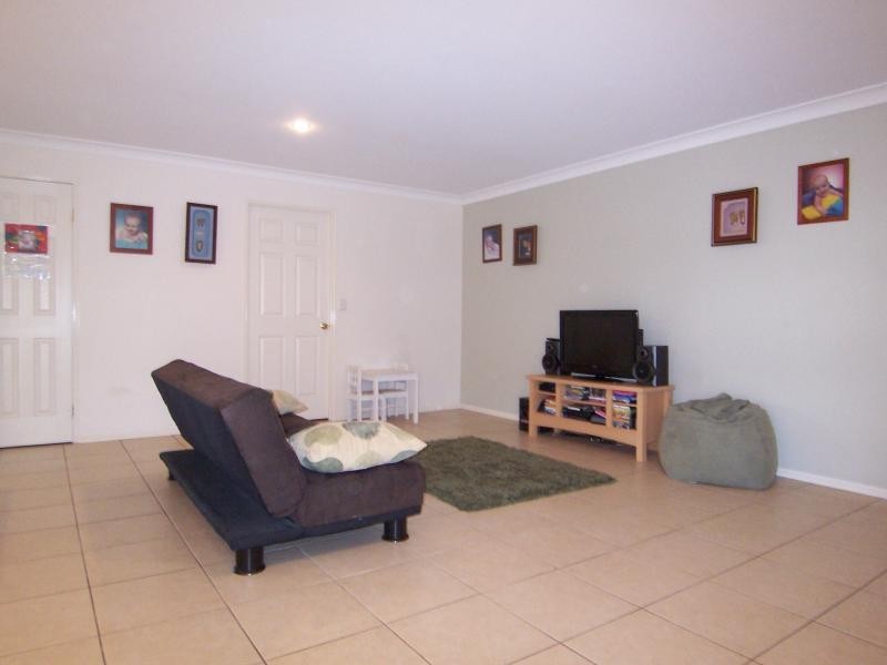 185 Edwards Street, Flinders View QLD 4305