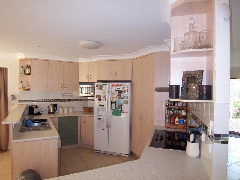 185 Edwards Street, Flinders View QLD 4305