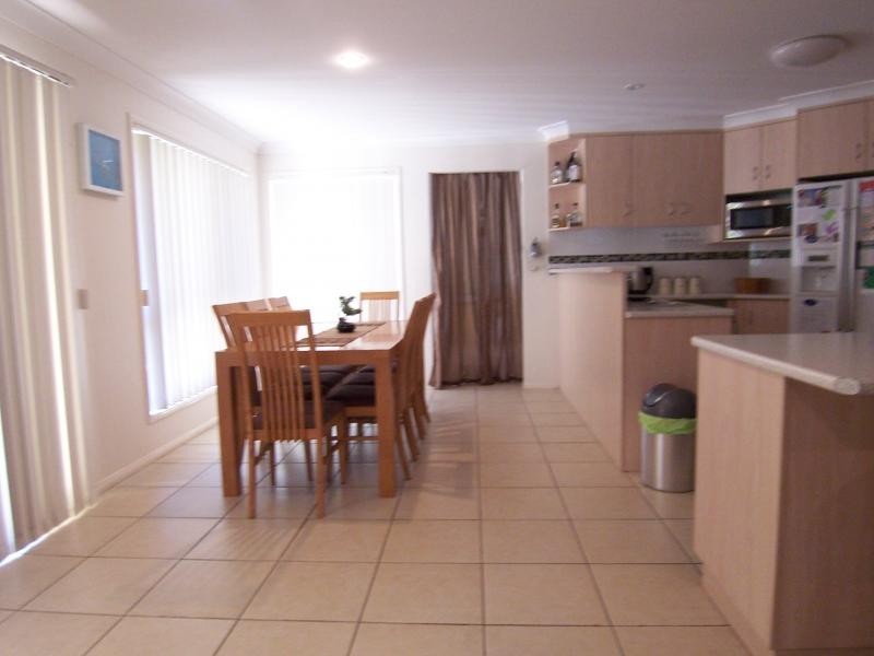 185 Edwards Street, Flinders View QLD 4305